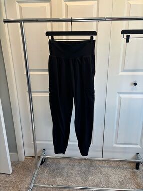 Athleta Salutation Cargo Jogger
